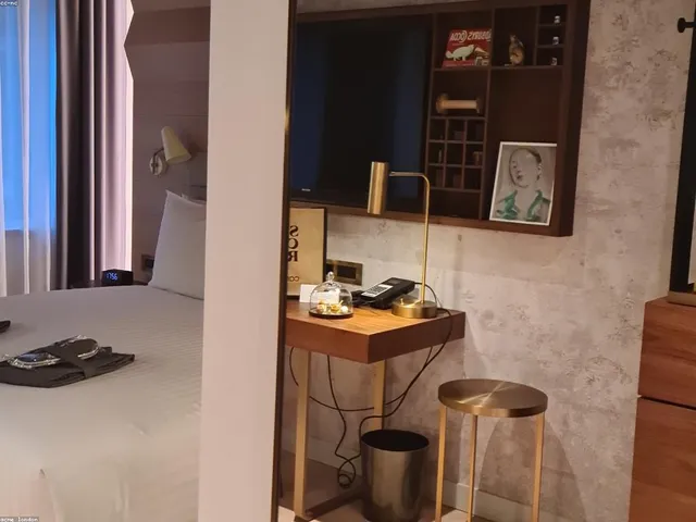 غرفة في بيت عائلي وسط الرقة